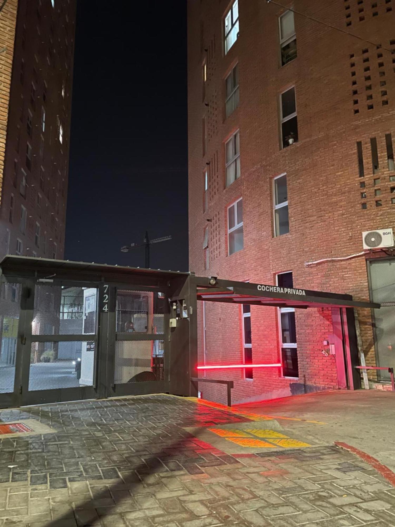 Aloha Gueemes Premium, 1 Dorm Clasico Y Moderno Apartamento Córdoba